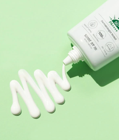 SOME BY MI Truecica Mineral Calming Tone-Up Suncream / SPF50+, PA++++ 50ml